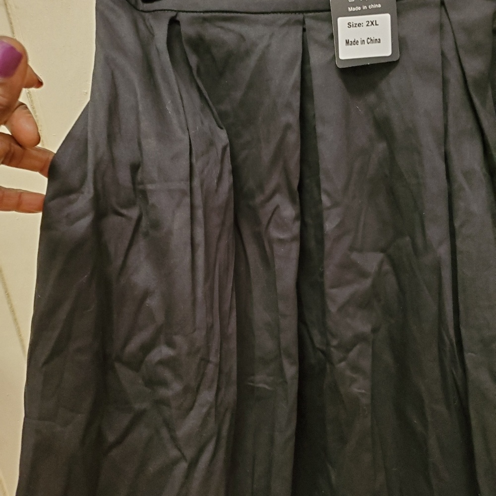 Black skater skirt with pockets